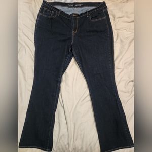 Old Navy curvy mid rise bootcut jeans size 18